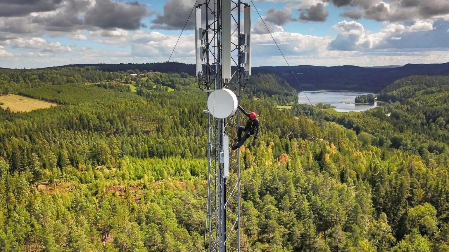 Vodafone Calls For Companies to Collaborate on Renewable Power Projects For Mobile Sites