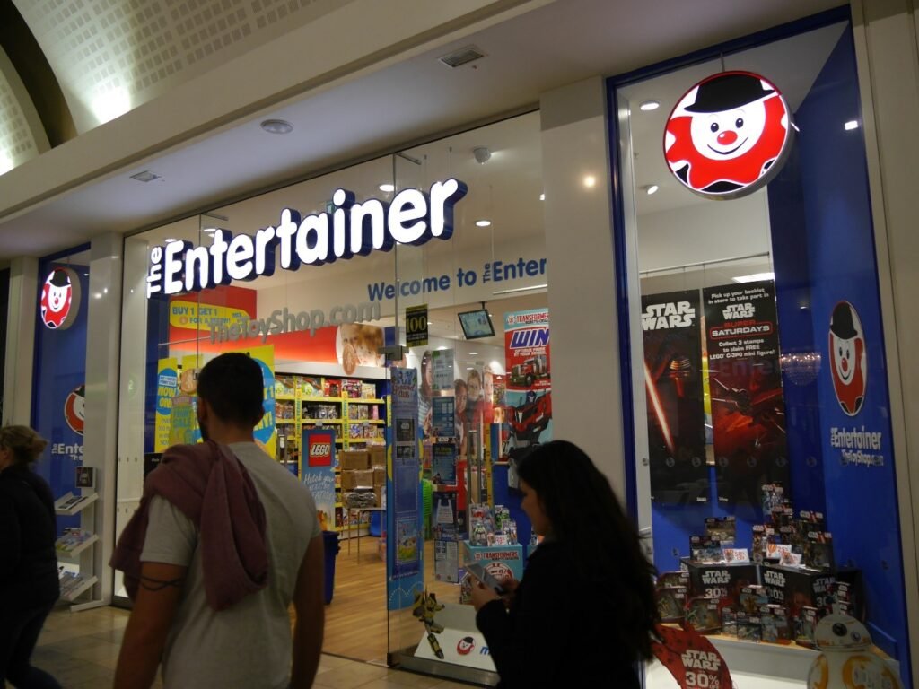 The ENTERTAINER Partners with Spades for Seamless Voucher Redemption and Payment Experience