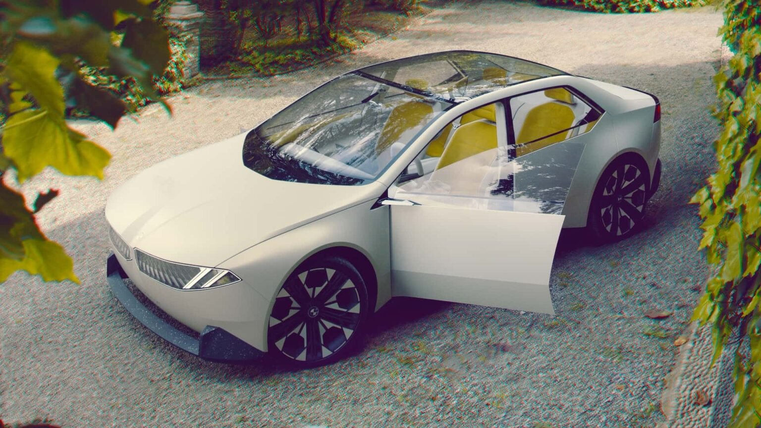 BMW Reveal to Adopt Amazon Cloud Technology to Build its Autonomous Driving Features