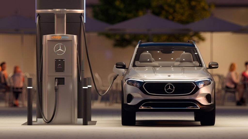 Mercedes Benz to deploy 127 new electric vehicle charging stations in South Africa